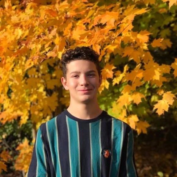 Meet your Posher, Mathis - Picture 1 of 1